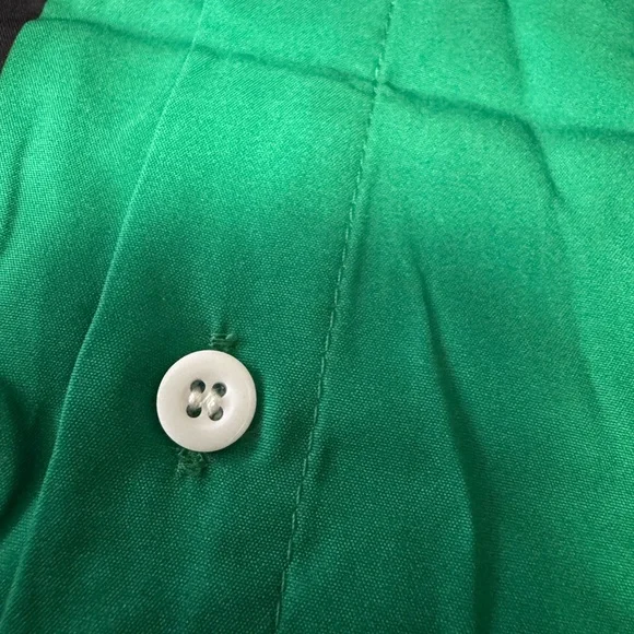 Leprechaun Graphic Green Button-Up Shirt – XL - Picture 7 of 9